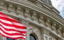 Coinbase CEO自信能达成白宫、银行与加密行业的'三赢'协议