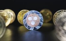 XRP资金费率跌至极端负值，这对价格意味着什么？