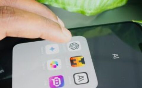 华尔街恐慌抛售网络安全股：Anthropic的Claude AI发现专家遗漏的数百个漏洞