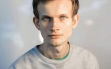 Vitalik Buterin在市场疲软之际加速抛售ETH，以太坊面临关键十字路口