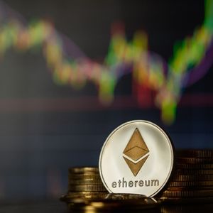 ETH价格动态(2025年1月-2026年2月)