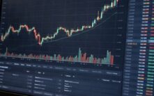 ZEC大幅回调后进入盘整阶段，260美元突破潜力备受关注