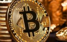 比特币价格从月度通道底部反弹 - 下一个目标会是47.5万美元吗？