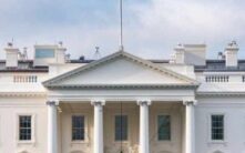 Sacks与Garlinghouse在《CLARITY法案》下推动稳定币监管妥协取得进展