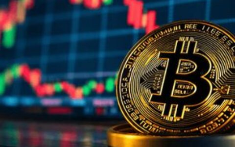 比特币逼近区间上限，动能增强测试72,000美元阻力位