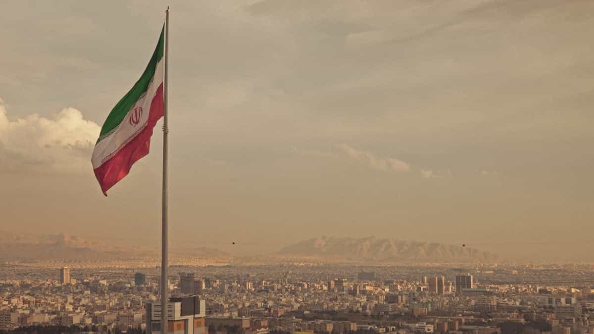 Crypto outflows spike 700% on largest Iranian exchange following US-Israeli attack on Saturday: Elliptic