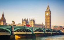 Coinbase政策高管敦促英国监管机构放弃英格兰银行稳定币上限提案